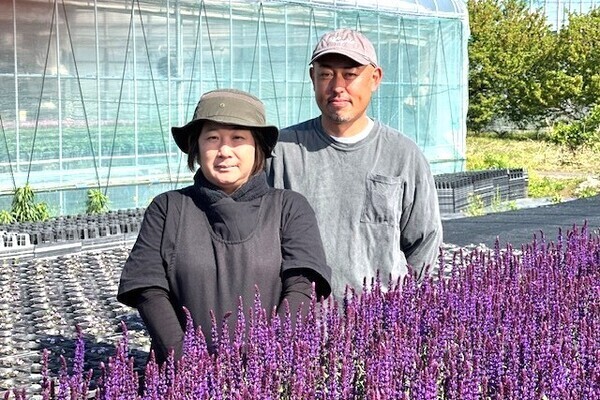 【勤務日数相談可／子育て世代活躍中】家庭と仕事を無理なく両立◎お花に囲まれた癒しの空間でお仕事始めませんか？