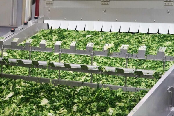 【未経験歓迎／年休121日】北海道トップクラスの生産量！大手グループで食の未来を支える食品加工スタッフ募集。