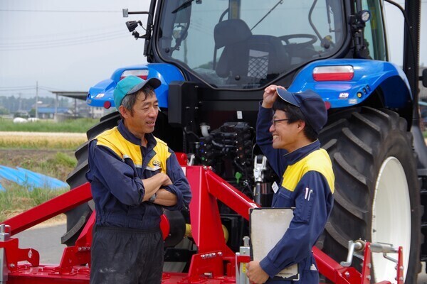 ［2027卒対象］
創立50年以上の歴史を誇る専門商社。農業の未来をデザインする、農家さんの最高のパートナーへ！（総合職）
【年休122日／会社借上アパートあり】