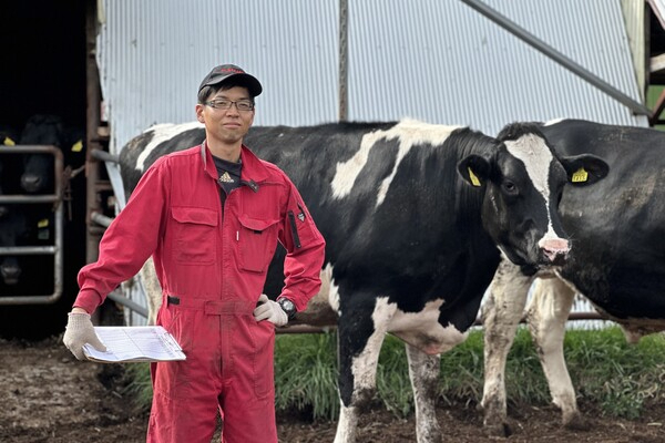 ※転職おまかせ求人
【月給28万円～／各種手当充実】未経験からでも高収入！大規模ファームで畜産・畑作の経験を積みながら、スキルも収入もアップ！