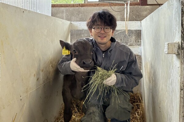 【完全週休2日／大手食肉企業直営】『はまなか黒牛』を全国へ！牛もスタッフも過ごしやすい環境を全員でつくる牧場
