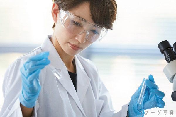 【医療機関も採用する製品力／年収最大600万】効果を追求する健康食品開発