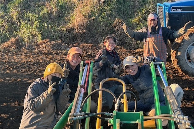 【年間休日140日！長期休暇あり】自動車免許があれば農業経験は不問！広大な畑で芋や麦、ビート等の豊富な作物を育てませんか？