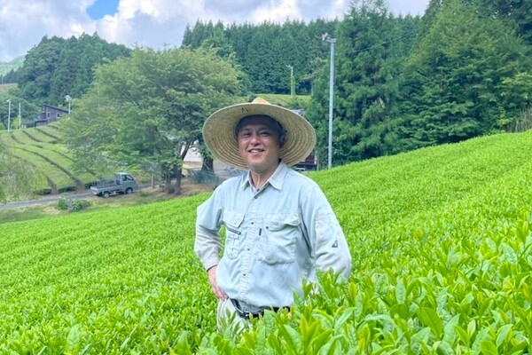 【月2万単身寮あり／週休2日／車貸出OK】100%宇治茶×有機栽培で未経験から始める農業。一緒に本物のお茶づくりに挑戦しませんか？