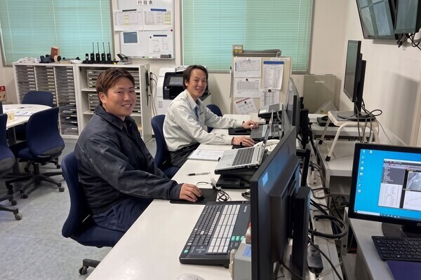 【完全週休2日制／転勤なし／賞与5.6ヶ月分】総合農業資材メーカーの肥料製造オペレーター
