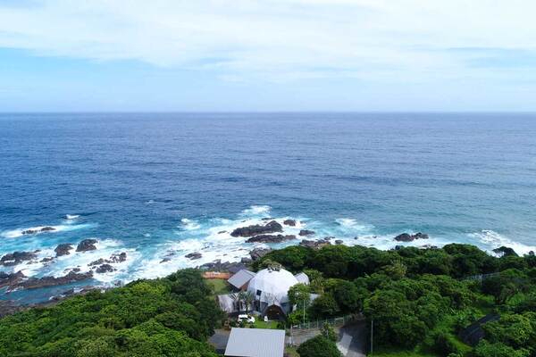 【移住歓迎/未経験OK】屋久島で農業×カフェ×宿泊を創る！ほぼ創業メンバー募集